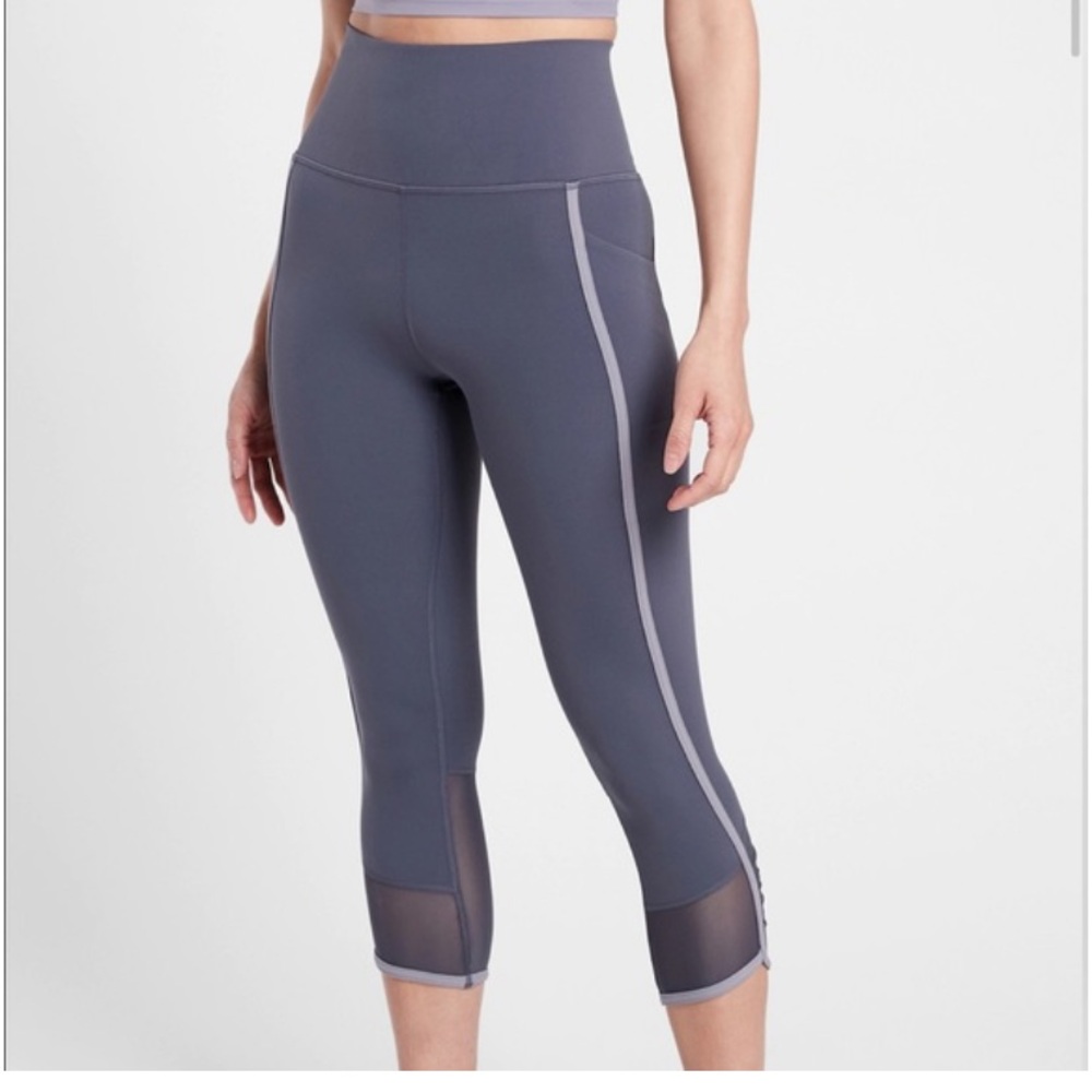 Athleta Salutation Stash Pocket ll Capri